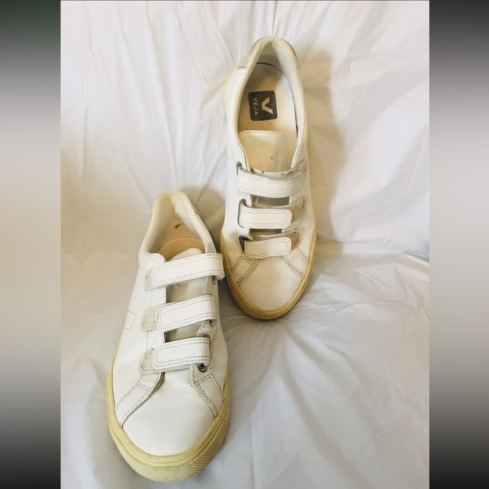 Veja Velcro Sneakers Size 7